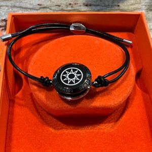 NEW Totwoo SINGLE Bracelet